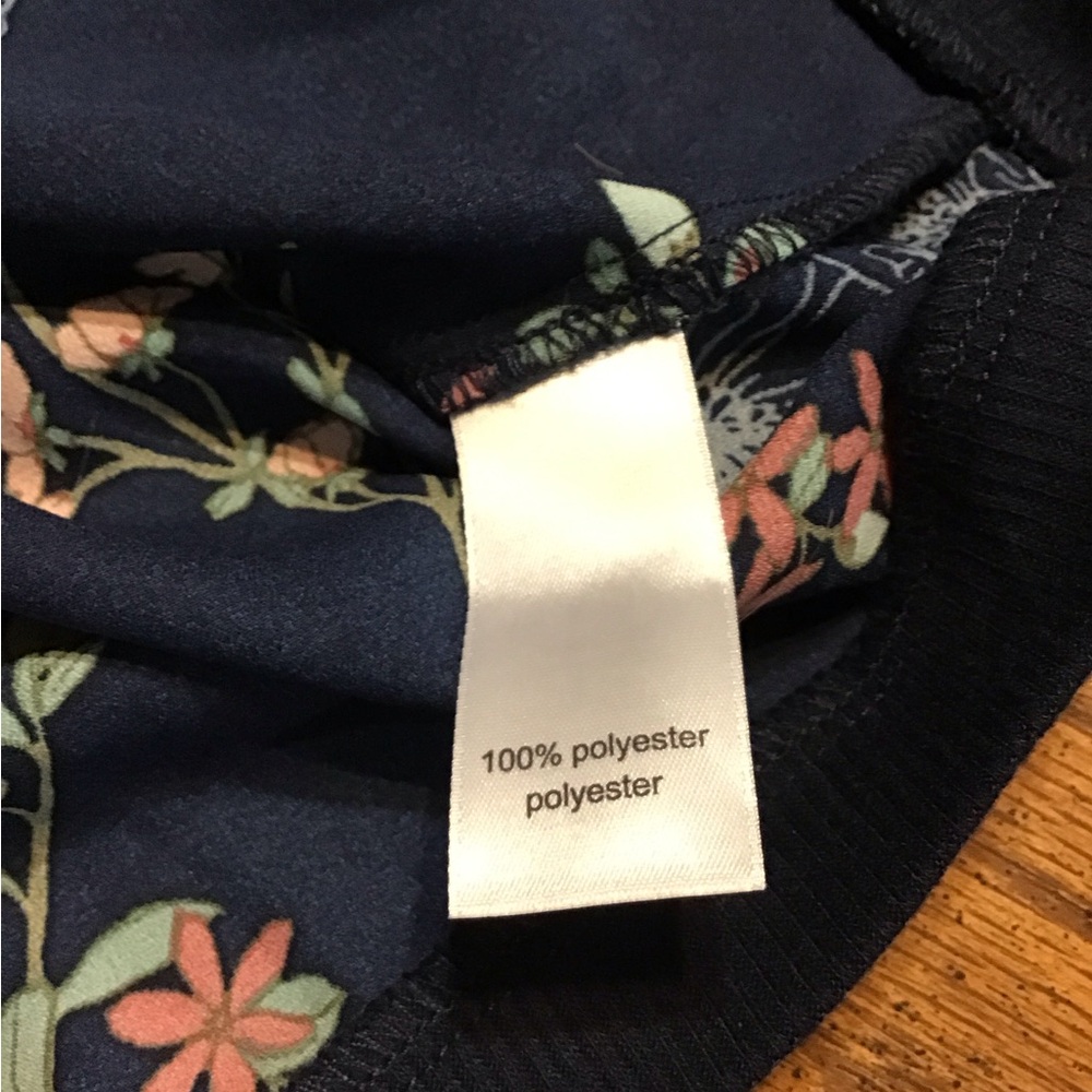 Floral Women's Jacket  New with tags size extra large Maurices- Navy - Picture 7 of 12
